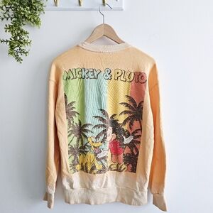 Vintage Y2K Disney World Mickey and Pluto Crewnec Pullover Yellow Ombre Adult XS
